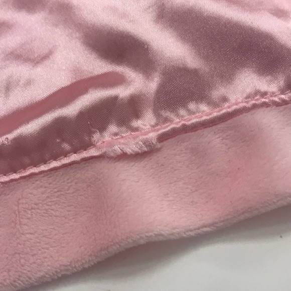 Carter’s Mouse Rattle Lovey Pre-owned - Picture 4 of 7